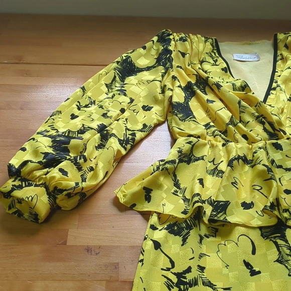 Maison Missy House 70s Peplum Maxi Dress Yellow Vneck Long Sleeve Size S/M - Picture 16 of 17